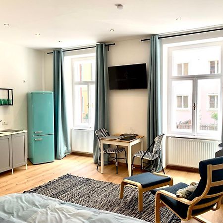 Vintage Chic Studio - By Nahuen Suites Graz Esterno foto